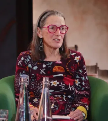 ROBERTS, Charlotte A. (1957 – )