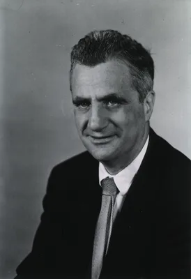 BRODIE, Bernard Beryl (1907 – 1989)