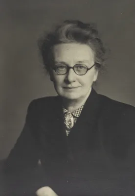 NEEDHAM, Dorothy Mary Moyle (1896 – 1988)