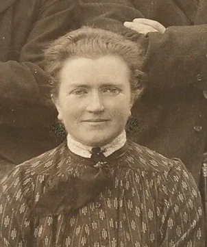LANE-CLAYPON, Janet Elizabeth (1877 – 1967)