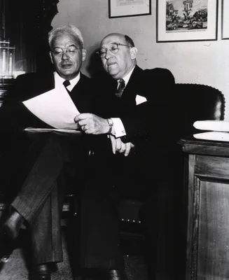 LEAKE, Chauncey Depew (1896 – 1978)