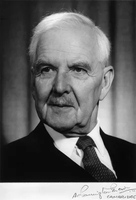 PETERS, Sir Rudolph Albert (1889 – 1982)