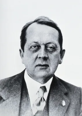 MACCALLUM, William George (1874 – 1944)