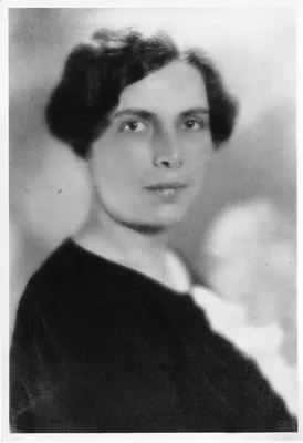 DICK, Gladys Rowena Henry (1881 – 1963)