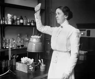 EVANS, Alice Catharine (1881 – 1975)