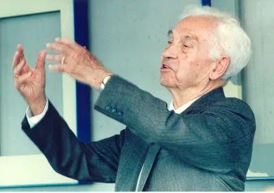 MAYR, Ernst Walter (1904 – 2005)