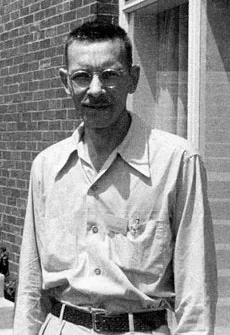 HERSHEY, Alfred Day (1908 – 1997)