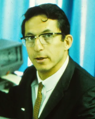 LEDLEY, Robert Steven (1926 – 2012)